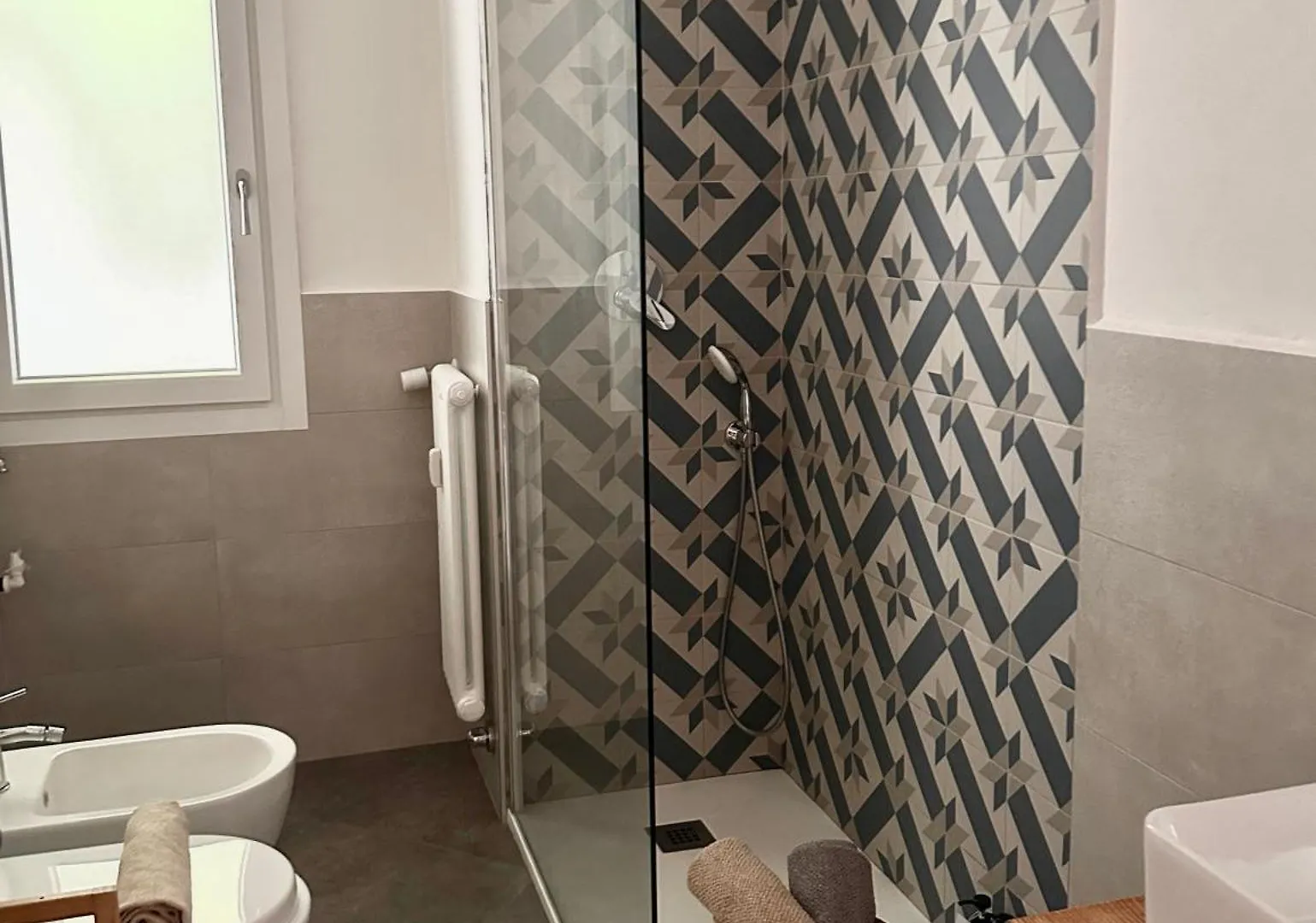 Casa Ling -Ac - Parking-2Bathrooms Όπως Bed and Breakfast